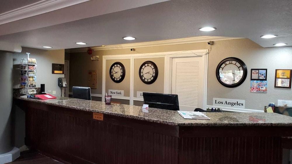 فندق Ramada By Wyndham بارستاو، سان بيرناردينو، كاليفورنيا المظهر الخارجي الصورة
