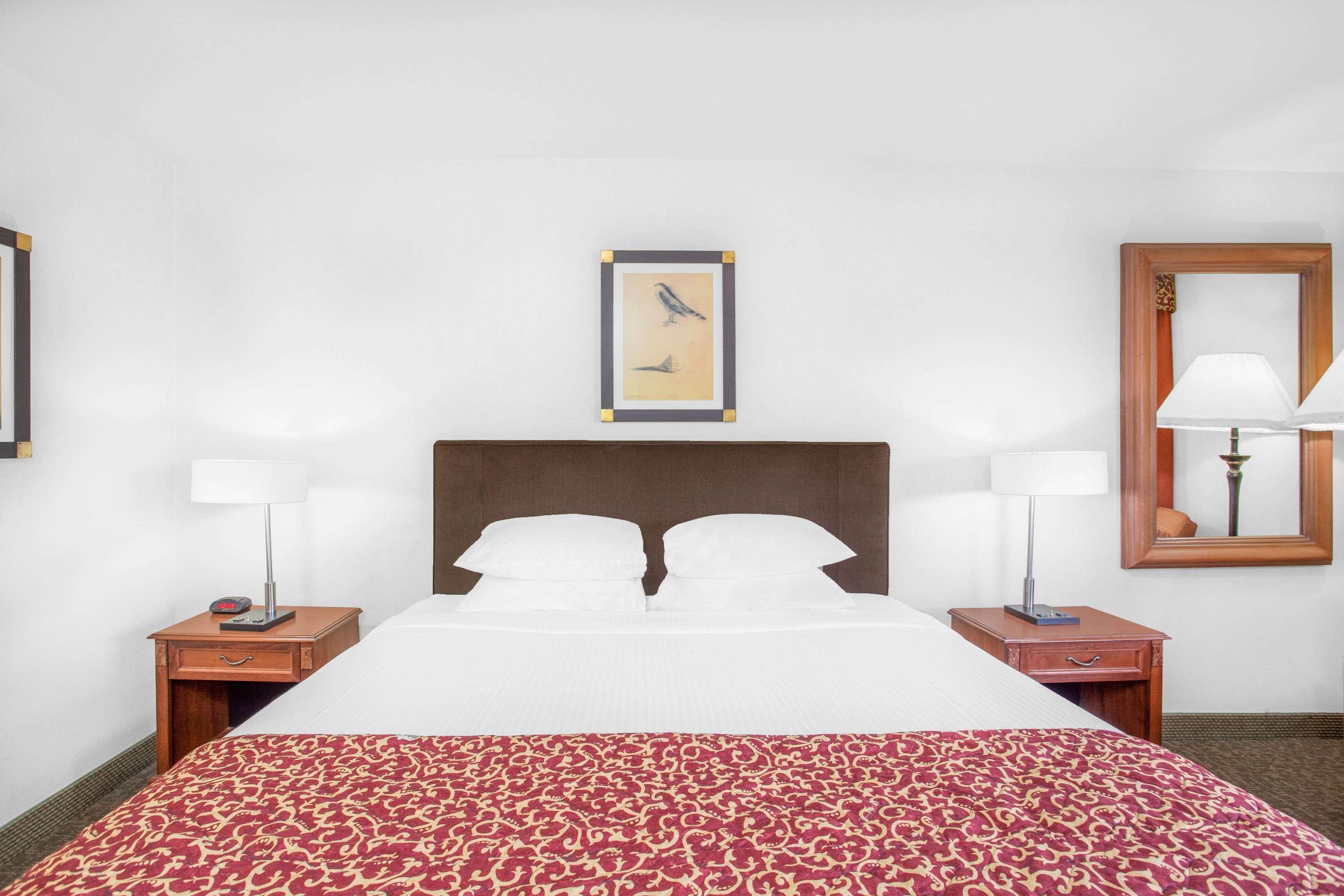 فندق Ramada By Wyndham بارستاو، سان بيرناردينو، كاليفورنيا المظهر الخارجي الصورة